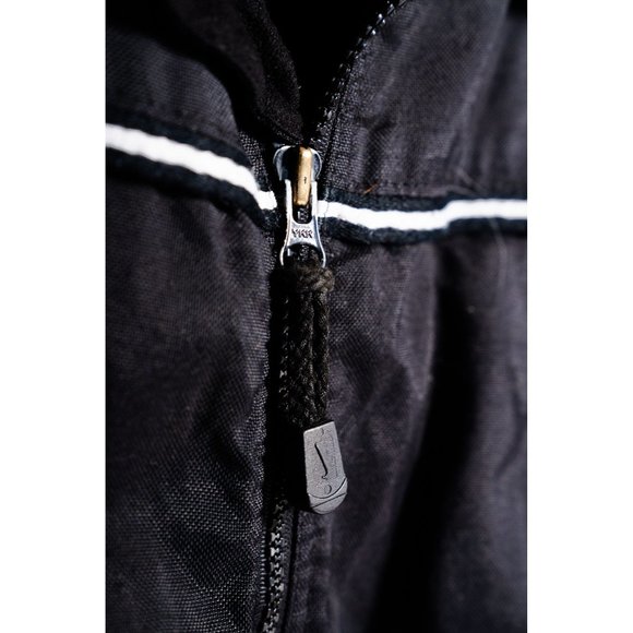 VINTAGE NIKE ZIP UP JACKET - Picture 4 of 5